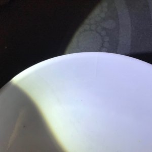Un bol couvert en porcelaine de Chine famille rose sur fond jaune, 19/20ème — photo 12