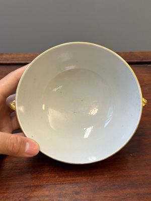 Un bol couvert et son assiette assortie en porcelaine de Chine famille rose de Canton, 19ème — photo 19