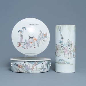 Un bol couvert et un porte-chapeau en porcelaine de Chine qianjiang cai, 19/20ème — photo 2