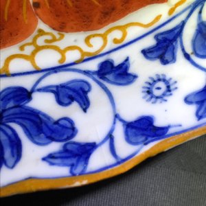 Un bol couvert sur présentoir en porcelaine de Chine, Qianlong/Jiaqing — photo 22