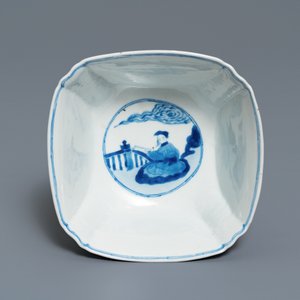 Un bol de forme carré en porcelaine de Chine en bleu et blanc, marque de Chenghua, Kangxi — photo 6