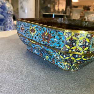 Un bol de forme carrée en émaux cloisonnés, Chine, Ming — photo 18