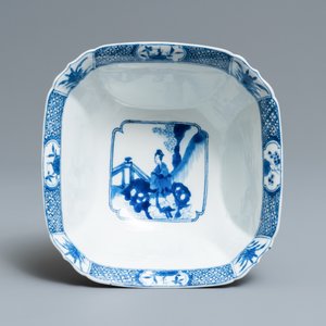 Un bol de forme carrée en porcelaine de Chine en bleu et blanc, marque de Xuande, Kangxi — photo 6