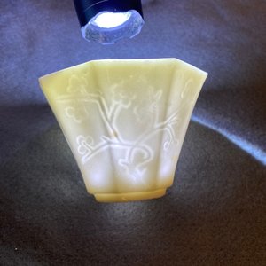 Un bol de forme octagonale en porcelaine blanc de Chine de Dehua, Kangxi — photo 17