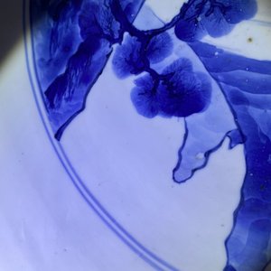 Un bol de taille exceptionelle en porcelaine de Chine en bleu et blanc, Kangxi — photo 11