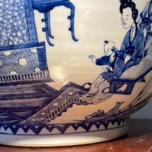 Un bol de taille exceptionelle en porcelaine de Chine en bleu et blanc, Kangxi — photo 35