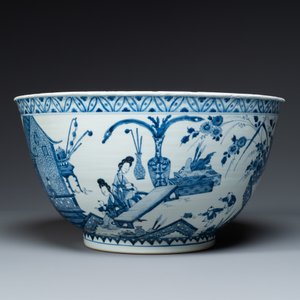 Un bol de taille exceptionelle en porcelaine de Chine en bleu et blanc, Kangxi — photo 4