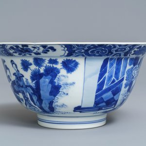 Un bol de type klapmuts en porcelaine de Chine bleu et blanc, marque et époque de Kangxi — photo 5