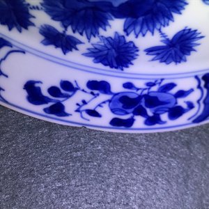 Un bol de type klapmuts en porcelaine de Chine bleu et blanc, marque et époque de Kangxi — photo 10