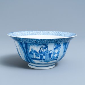 Un bol de type klapmuts en porcelaine de Chine en bleu et blanc à décor de scènes du 'Xi Xiang Ji', marque et époque de Kangxi — photo 1