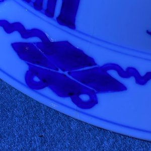 Un bol de type 'klapmuts' en porcelaine de Chine en bleu et blanc, marque et époque de Kangxi — photo 9