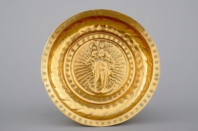 Un bol d'offrande en laiton de Nuremberg, 16ème siècle