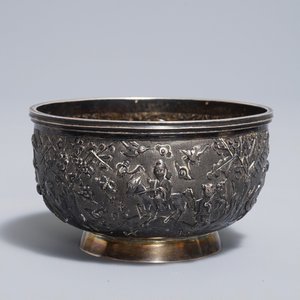 Un bol en argent à décor en relief, marque de Qing Xiang, Chine, 19/20ème — photo 7