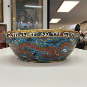 Un bol en émaux cloisonnés à décor de dragons, marque apocryphe de Wanli — photo 25