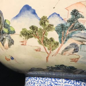 Un bol en émaux de Canton à décor d'un paysage, Yongzheng — photo 17