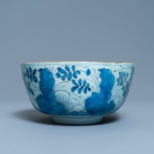 Un bol en faïence de Delft en bleu et blanc daté 1684, Angleterre — photo 2
