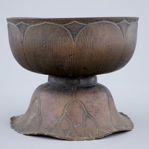 Un bol en forme de lotus en bronze, Chine, début de la Dynastie Qing — photo 5