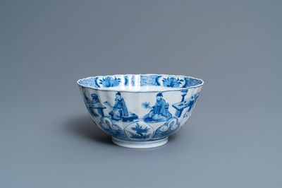 Un bol en forme de lotus en porcelaine de Chine en bleu et blanc à décor des 'Sept sages dans la forêt de bambou', marque de Chenghua, Kangxi