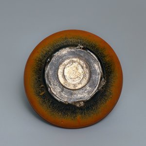 Un bol en grès porcelaineux de type jianyao à émail 'fourrure de lièvre', Song — photo 7