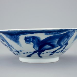 Un bol en porcelaine de Chine à décor de chevaux, Shunzhi/Kangxi, Kangxi — photo 3