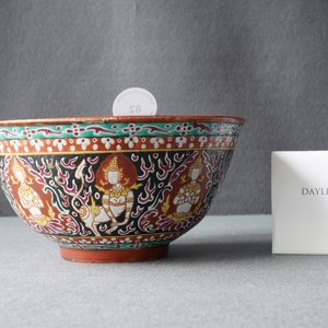 Un bol en porcelaine de Chine Bencharong pour le marché thai, 19ème — photo 9