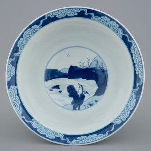 Un bol en porcelaine de Chine bleu et blanc à décor d'un bateau, Kangxi — photo 6