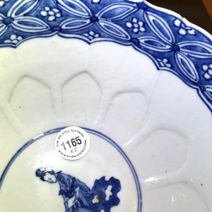 Un bol en porcelaine de Chine bleu et blanc, Kangxi, et un bol aux grues de type klapmuts, prob. Wanli — photo 15