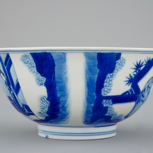 Un bol en porcelaine de Chine bleu et blanc, marque de Chenghua, époque Kangxi — photo 4