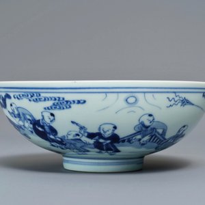 Un bol en porcelaine de Chine bleu et blanc, marque et époque de Yongzheng — photo 4