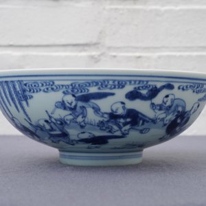 Un bol en porcelaine de Chine bleu et blanc, marque et époque de Yongzheng — photo 10