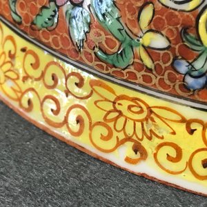 Un bol en porcelaine de Chine de style Bencharong pour le marché thai, 19ème — photo 17