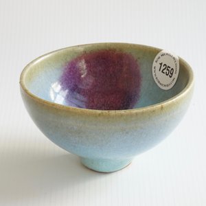Un bol en porcelaine de Chine de type Junyao, prob. Dynastie Song, 10/13ème — photo 5