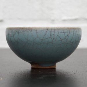 Un bol en porcelaine de Chine de type Junyao, prob. Dynastie Song, 10/13ème — photo 5