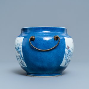 Un bol en porcelaine de Chine en bleu, blanc et rouge de cuivre, marque de Jiajing, Kangxi — photo 4