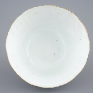 Un bol en porcelaine de Chine famille rose à décor d'immortels, 19ème — photo 7