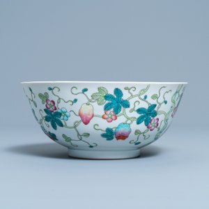 Un bol en porcelaine de Chine famille rose à décor sanduo, marque et époque de Guangxu — photo 5