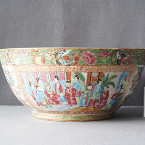 Un bol en porcelaine de Chine famille rose de Canton, 19ème — photo 8