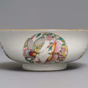 Un bol en porcelaine de Chine famille rose, marque et prob. époque de Guangxu — photo 4