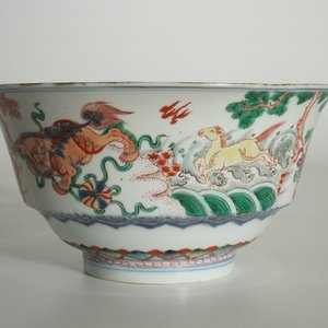 Un bol en porcelaine de Chine famille verte aux lions bouddhistes, Kangxi — photo 10