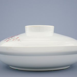 Un bol et son couvercle en porcelaine de Chine famille rose, marque de Jurentang, République (1912-1949) — photo 4