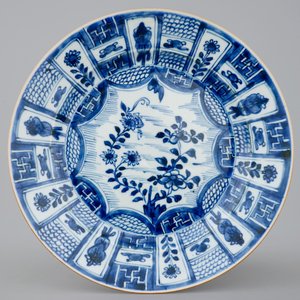 Un bol et une assiette en porcelaine de Chine bleu et blanc, Kangxi — photo 2