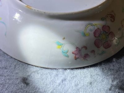 Un bol et une assiette en porcelaine de Chine famille rose à fond turquoise, marque et époque de Guangxu — photo 6
