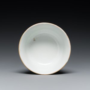 Un bol et une assiette en porcelaine de Chine famille rose à fond turquoise, marque et époque de Guangxu — photo 8