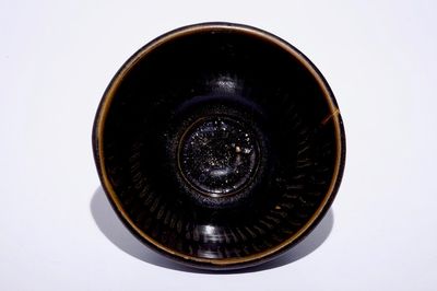 Un bol Jian en brun et noir, Chine, Song