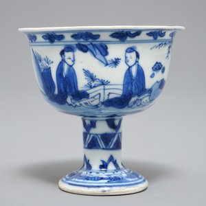 Un bol sur piedouche en porcelaine de Chine bleu et blanc, Dynastie Ming, Chongzhen — photo 2