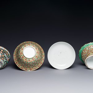 Un bol, un bol couvert et un tazza en porcelaine de Chine Bencharong pour le marché thaï, Chine, 19ème — photo 5