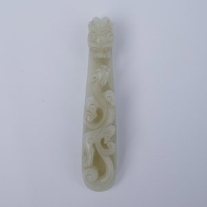 Un boucle de ceinture en jade céladon, Chine, 18/19ème — photo 7