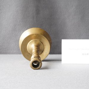 Un bougeoir en bronze, Flandres ou Pays-Bas, 16ème — photo 9