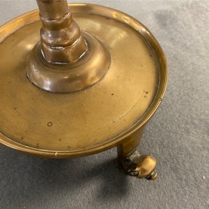 Un bougeoir en bronze, Pays-Bas ou Flandres, 14/15ème — photo 14