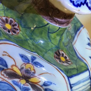 Un bougeoir en faïence polychrome de Delft, 18ème — photo 11